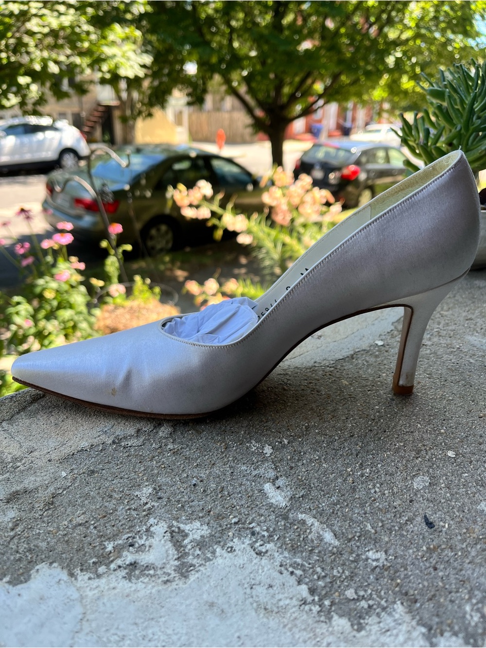 Stuart Weitzman Satin Pointed-Toe Pumps in Pearl - Picture 4 of 9